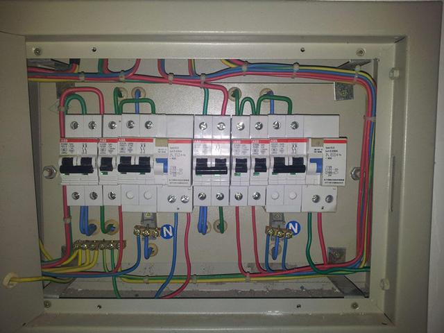 主頁配電箱 63A或40A，用于總漏電保護和空氣開關？讀完之后，我完全明白了！